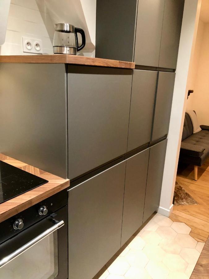 Rare Appartement D'Architecte En Haut De Montmartre パリ エクステリア 写真
