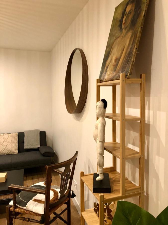 Rare Appartement D'Architecte En Haut De Montmartre パリ エクステリア 写真